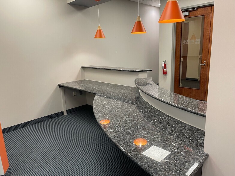 More Photos Of 10815 Sikes Pl, Charlotte Office For Sale