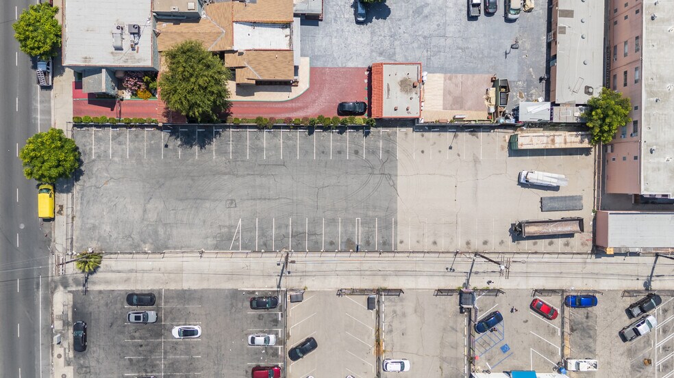 More Photos Of 14430 Vanowen St, Van Nuys Land For Sale