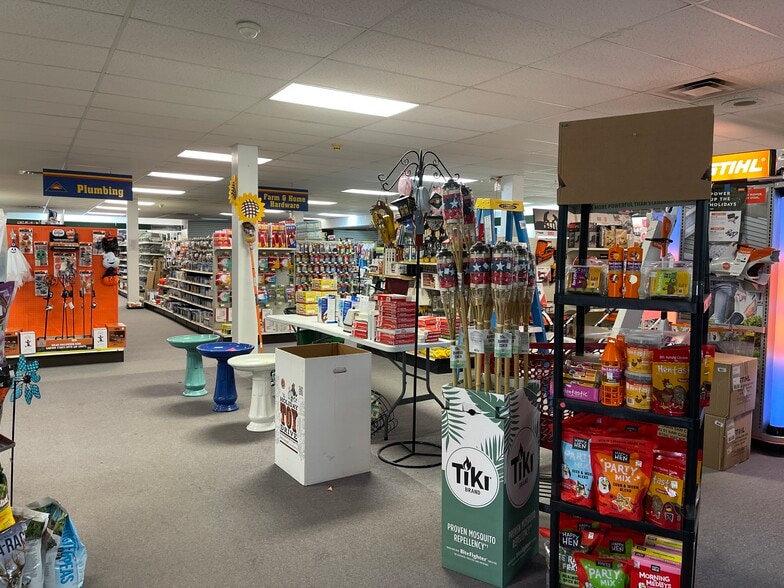 More Photos Of 1586 Route 507, Greentown Garden Center For Sale