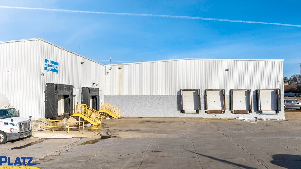 More Photos Of 112 S Meridian Rd, Youngstown Warehouse For Lease