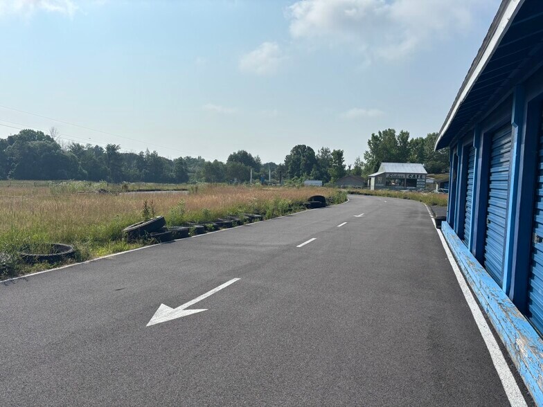 More Photos Of 21 Wilcox Rd, Fulton Amusement Park For Sale