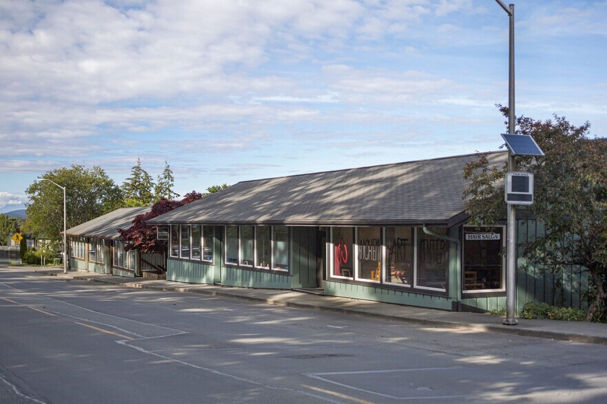 More Photos Of 849 Spring St, Friday Harbor Storefront Retail Residential For Sale
