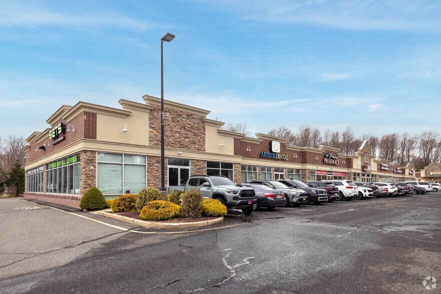 Primary Photo Of 180 N County Line Rd, Jackson Township General Retail For Lease