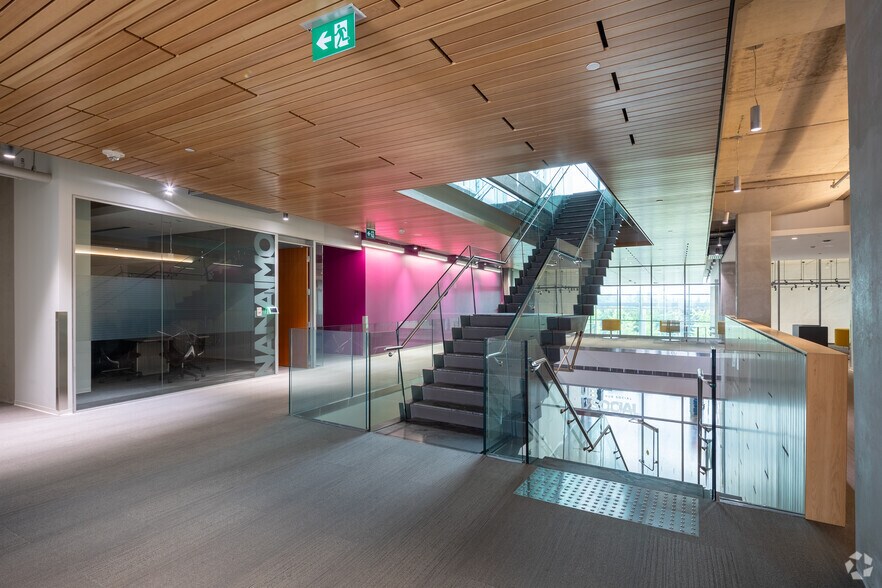 More Photos Of 7070 Derrycrest Dr, Mississauga Office For Lease