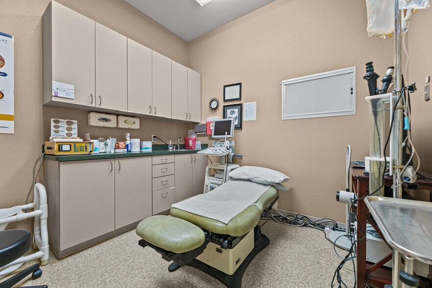 More Photos Of 4501 Medical Center Dr, McKinney Medical For Lease