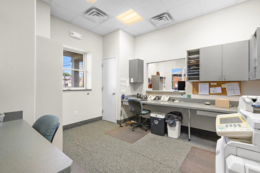 More Photos Of 47-49 S Main St, Lodi Freestanding For Sale