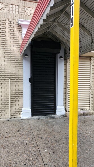 More Photos Of 8219 Roosevelt Ave, Jackson Heights General Retail For Sale