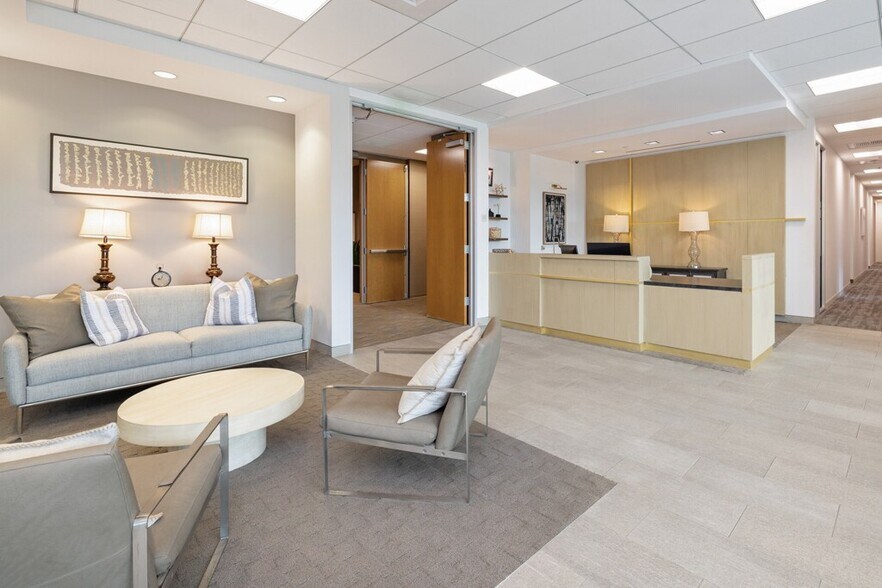 Primary Photo Of 120 Vantis, Aliso Viejo Coworking Space