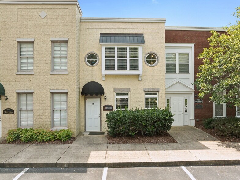 More Photos Of 321 Billingsly Ct, Franklin Office For Lease