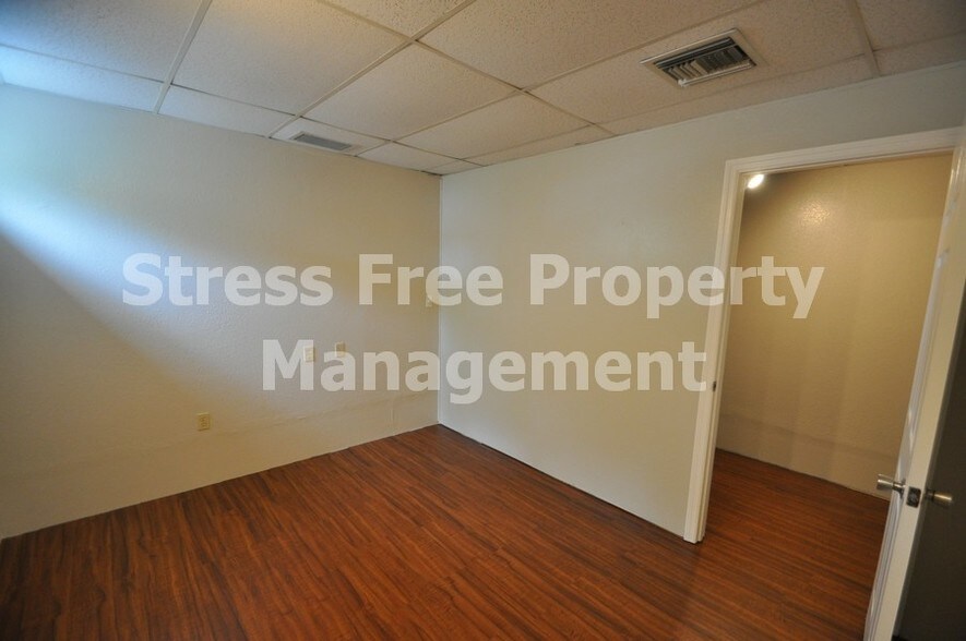 More Photos Of 2596 Nursery Rd, Clearwater Medical For Lease