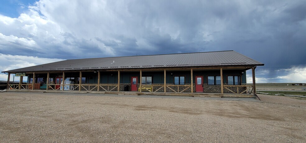 More Photos Of 2000 Hwy 130, Saratoga General Retail For Sale