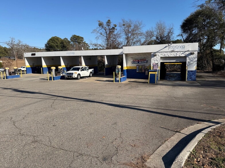 Primary Photo Of 1107 S Long Dr, Rockingham Carwash For Sale
