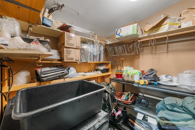 More Photos Of 31 Cottage St, Bayonne Restaurant For Sale