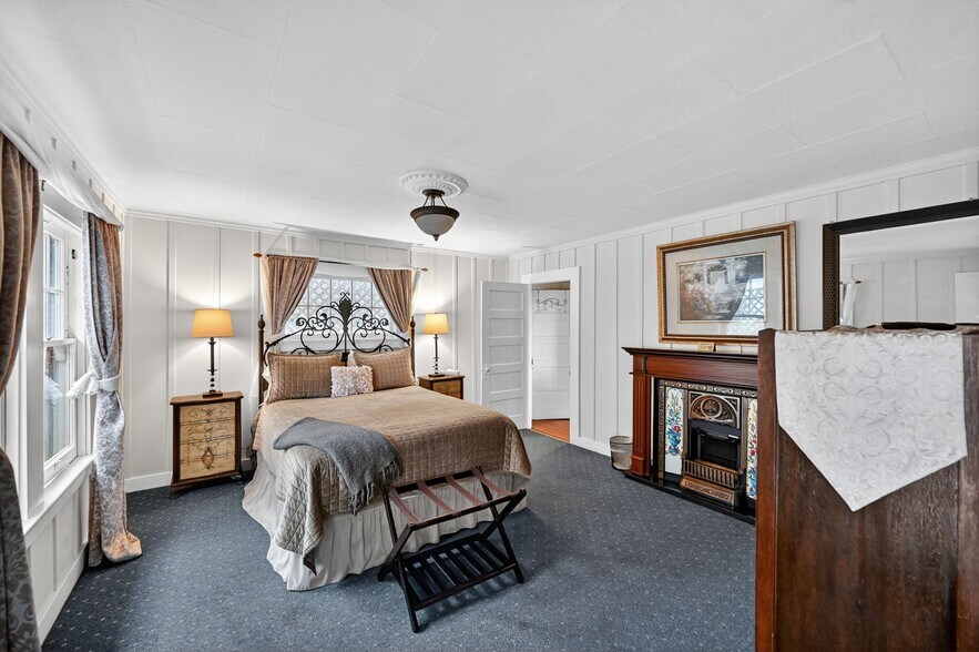 More Photos Of 620 El Salto Dr, Capitola Hospitality For Sale