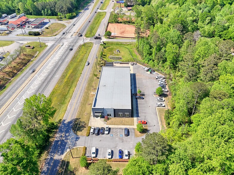 More Photos Of 241 Collins Industrial Blvd, Athens Light Distribution For Sale