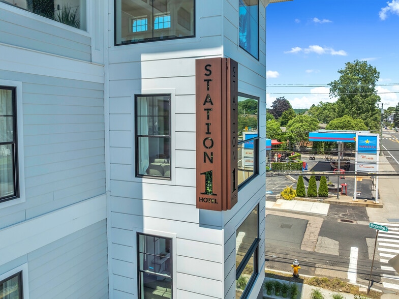 More Photos Of 32 Broadway Ave, Mystic Hotel For Sale