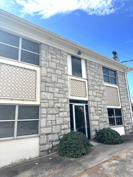 More Photos Of 3099 Stone Mountain St, Lithonia Religious Facility For Sale