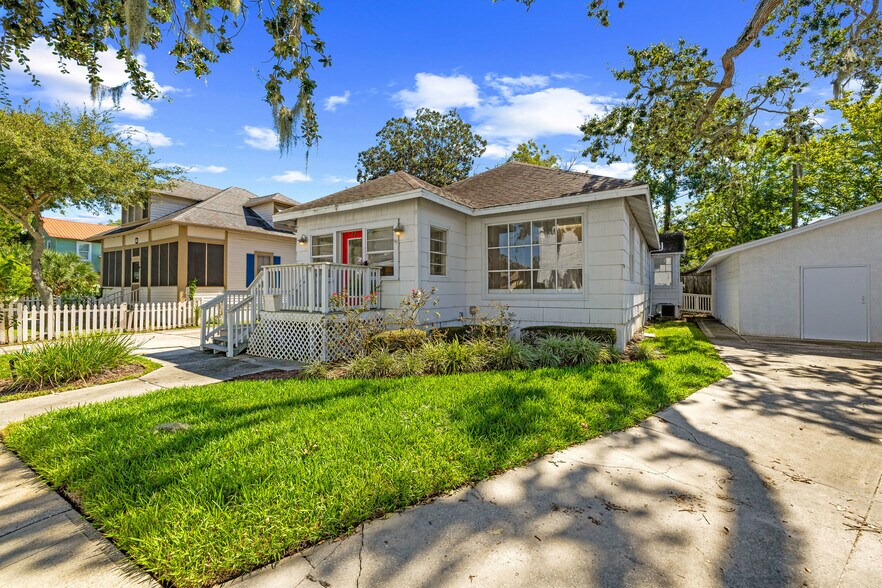 More Photos Of 77 Saragossa St, Saint Augustine Office For Sale