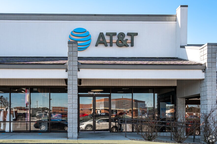 More Photos Of 4272 Jimmy Lee Smith Pky, Hiram Storefront For Lease