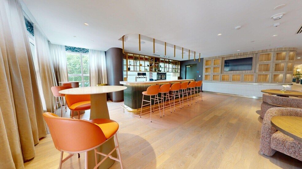 More Photos Of 2601 S Bayshore Dr, Coconut Grove Office For Lease