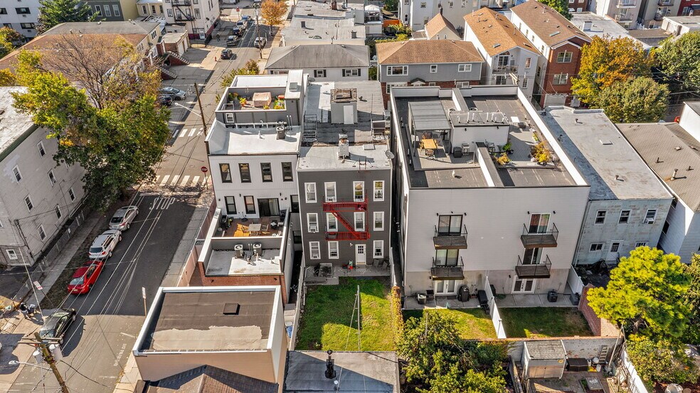 More Photos Of 80 Paterson St, Jersey City Apartments For Sale