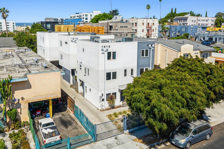 More Photos Of 635 N Harvard Blvd, Los Angeles Apartments For Sale