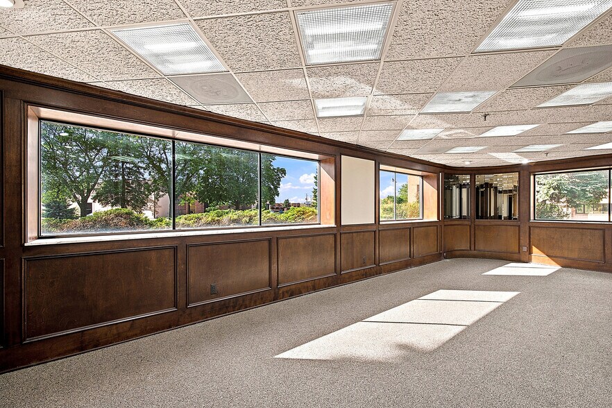 More Photos Of 33842 James J. Pompo Dr, Fraser Manufacturing For Sale