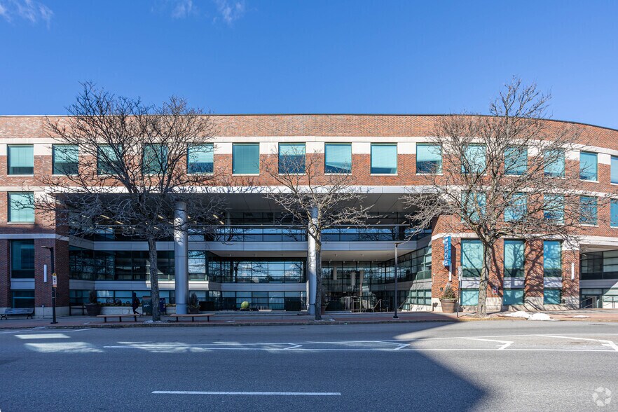More Photos Of 275 Washington St, Newton Office For Lease