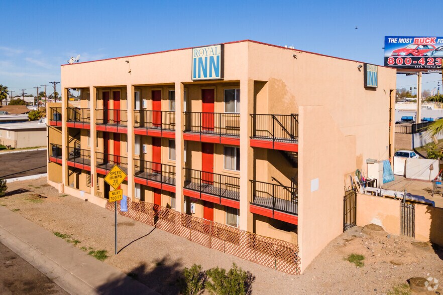 Primary Photo Of 2510 W Palo Verde Dr, Phoenix Hotel For Sale