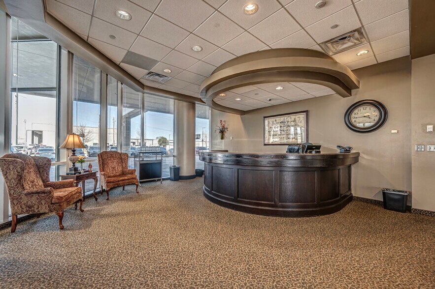 More Photos Of 3800 N May Ave, Oklahoma City Office For Sale