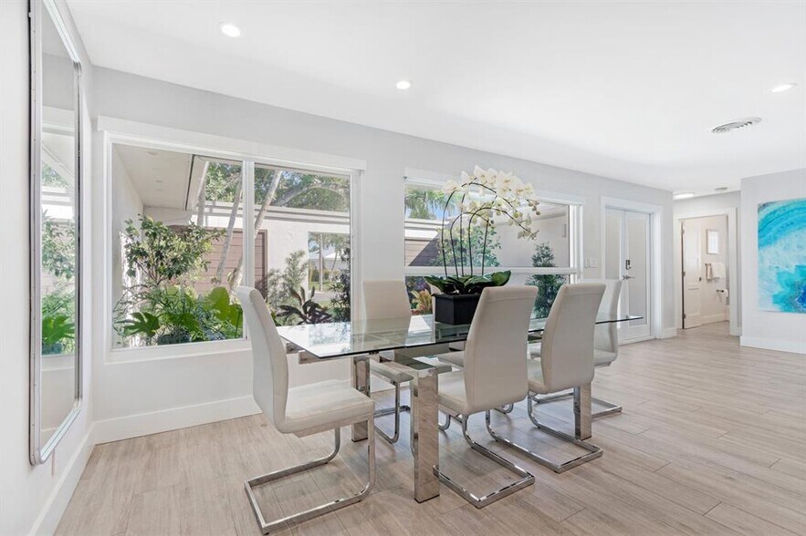 More Photos Of 5821 NE 14th Way, Fort Lauderdale Flex For Sale