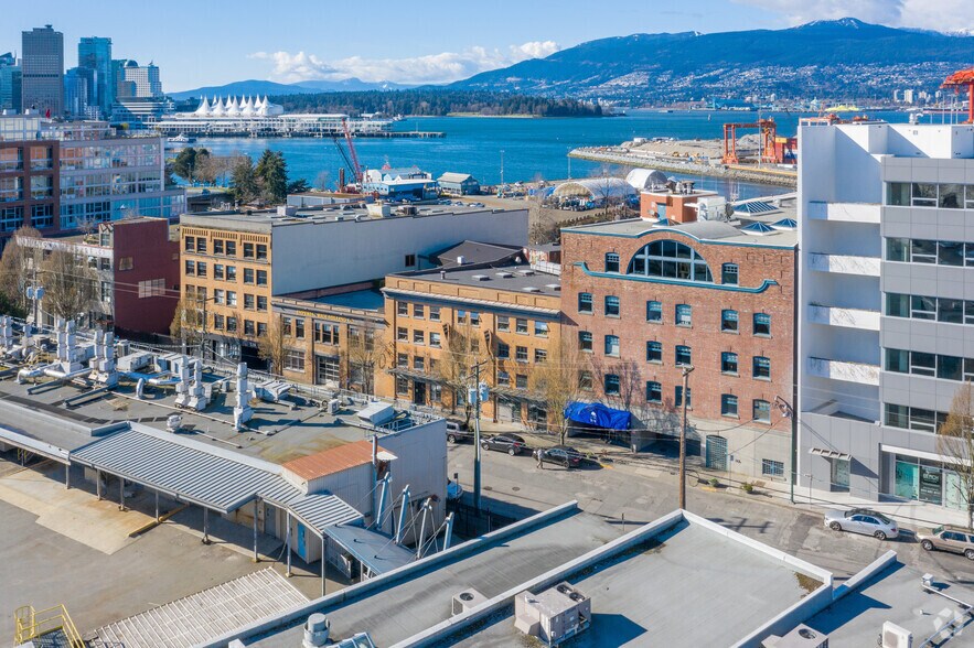 More Photos Of 343 Railway St, Vancouver Loft Creative Space For Lease