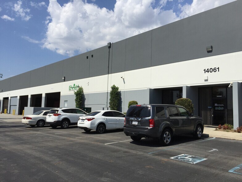 More Photos Of 14063 Borate St, Santa Fe Springs Manufacturing For Lease