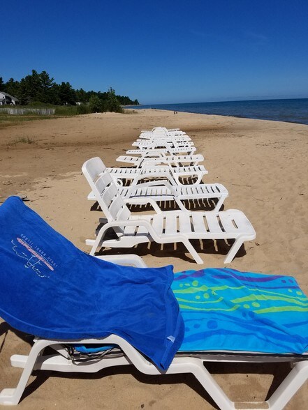 More Photos Of 4497 S US Highway 23, Greenbush Hotel For Sale