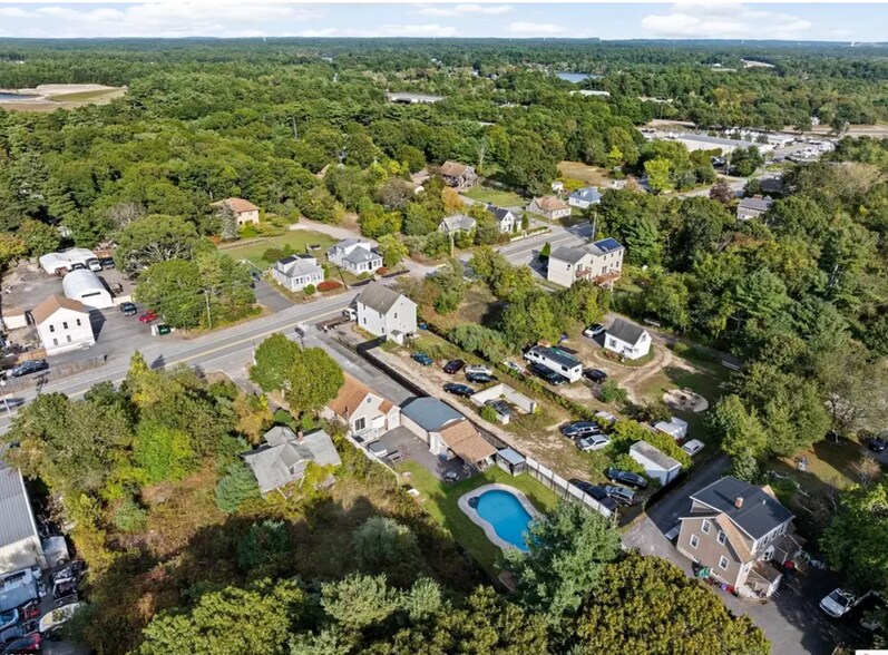 More Photos Of 2783 Cranberry Hwy, Wareham Apartments For Sale
