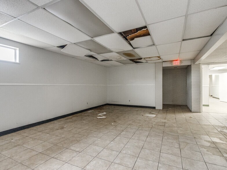 More Photos Of 5835 S Pennsylvania Ave, Oklahoma City Medical For Sale
