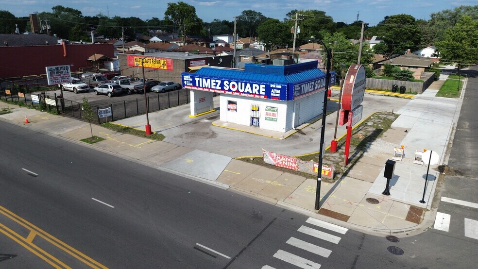 More Photos Of 10857 S Halsted St, Chicago Freestanding For Lease