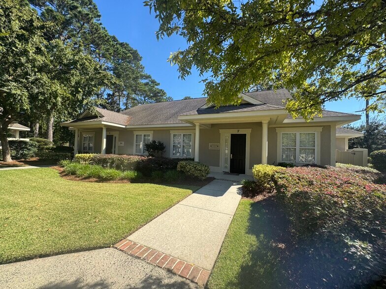 More Photos Of 4101 Main St, Hilton Head Island Office For Sale