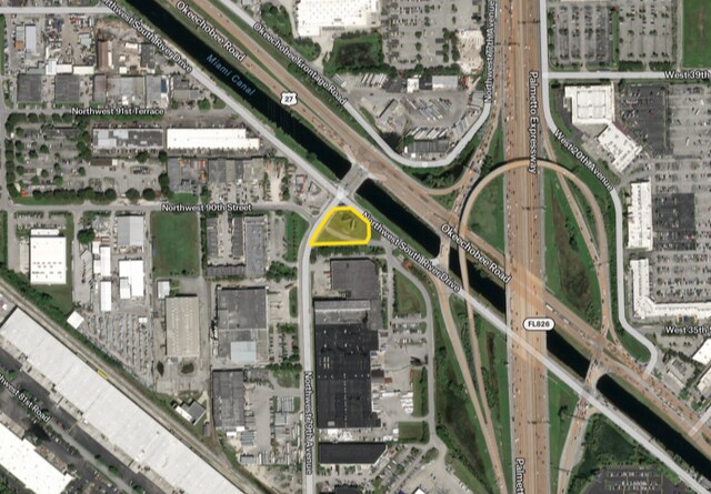 More Photos Of 8989 NW South River Dr, Medley Land For Lease