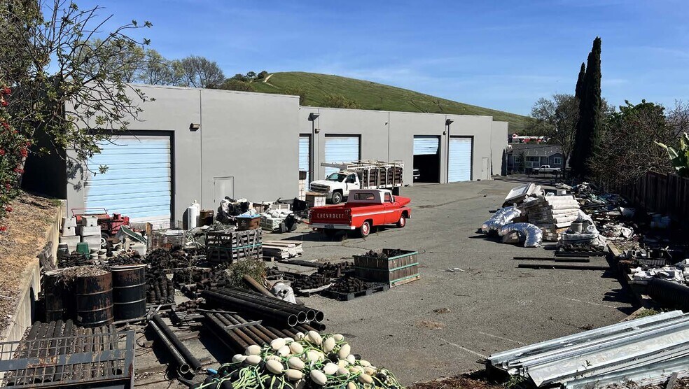 More Photos Of 280 Arthur Rd, Martinez Warehouse For Sale