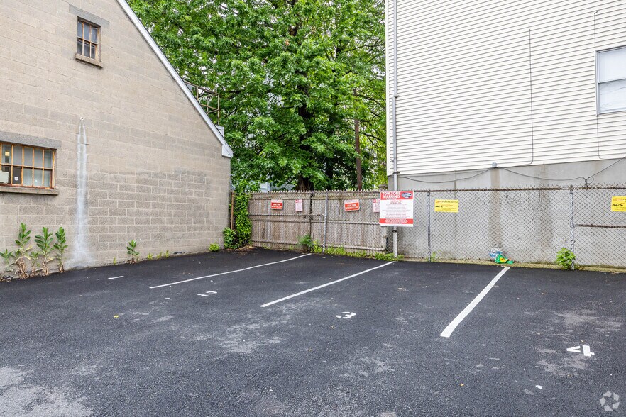 More Photos Of 1074 Summit Ave, Jersey City Apartments For Sale