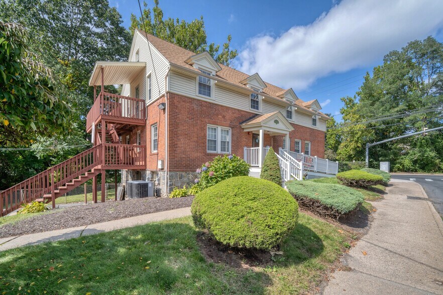 More Photos Of 2024 E Main St, Waterbury Office Residential For Sale