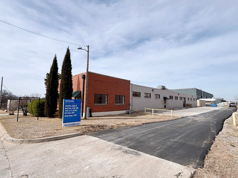 Primary Photo Of 115 NW 44th St, Oklahoma City Manufacturing For Lease