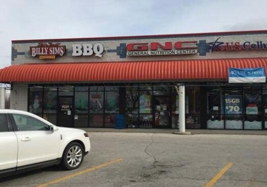 More Photos Of 2502-2510 S Santa Fe Ave, Chanute General Retail For Lease