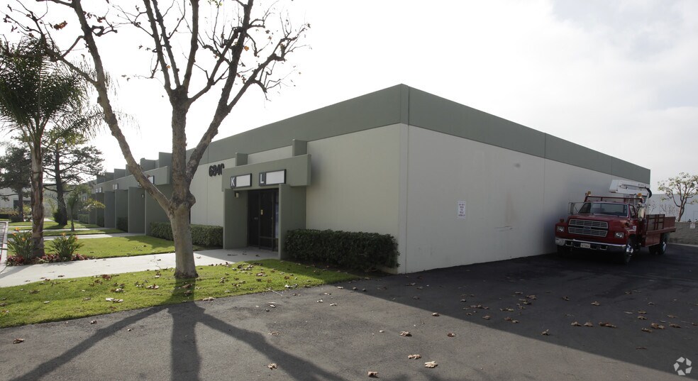 Primary Photo Of 6840 Orangethorpe Ave, Buena Park Warehouse For Lease