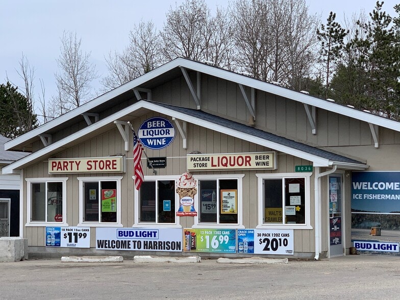 More Photos Of 8036 N Clare Ave, Harrison Convenience Store For Sale
