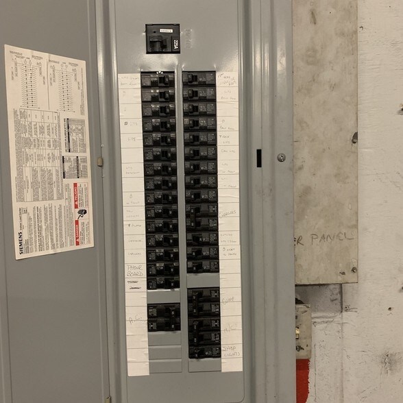 More Photos Of 806 Mason Ave, Daytona Beach General Retail For Sale