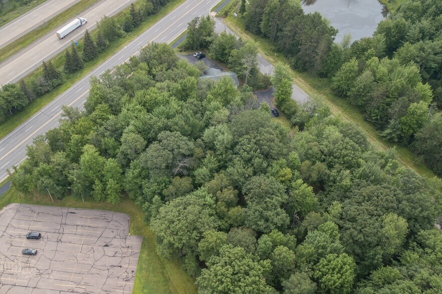 More Photos Of 226126 Hummingbird Rd, Wausau Medical For Sale