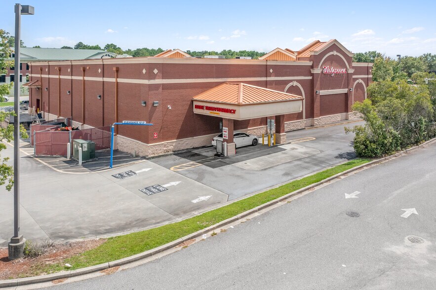 More Photos Of 600 St James Ave, Goose Creek Drugstore For Sale