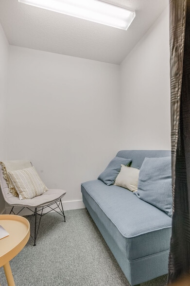 More Photos Of 217-219 Station St, Jacksonville Medical For Sale